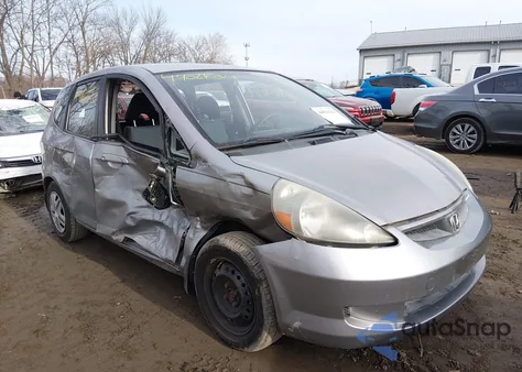 2008 Honda Fit z USA, uszkodzony, nr VIN JHMGD38458S024269